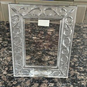 MARQUIS BY WATERFORD ARABESQUE 4x6 CRYSTAL FRAME MADE IN GERMANY  NWT